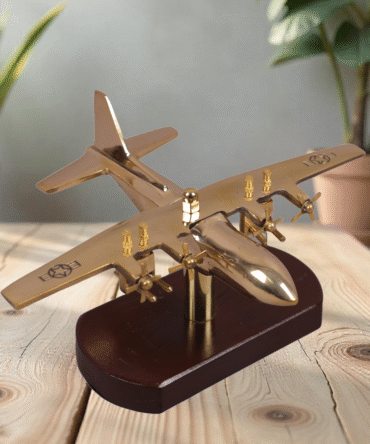 Elita Military Aircraft Model Desk Decor, Gold-Plated Metal Replica on Wooden Base, Aviation Collectible SK N-90
