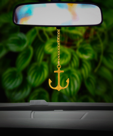 Anchor Car Hanging in Brass with Gold Plated for Car Hanging