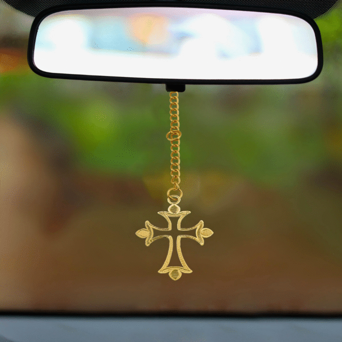 Decorative Cross Gold-Plated Finish in Brass Car Rearview Mirror Cross Pendant, Gold-Tone Chain, Religious Hanging Ornament Brand: Generic